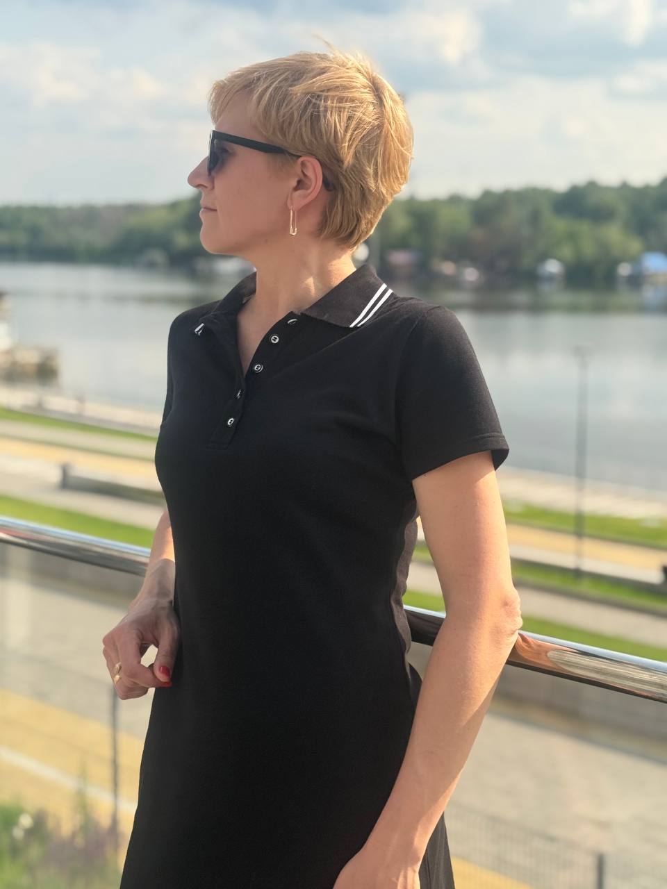 Поло сукня чорна Stripe